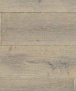 Planches de parquet en bois gris clair avec grain naturel et noeuds, aspect vieilli ou blanchi.